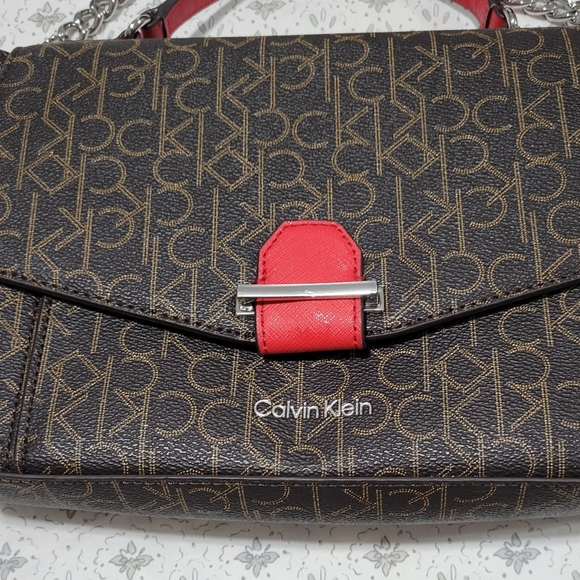 Calvin Klein Red Convertible Crossbody Satchel ❤️ - Picture 4 of 8